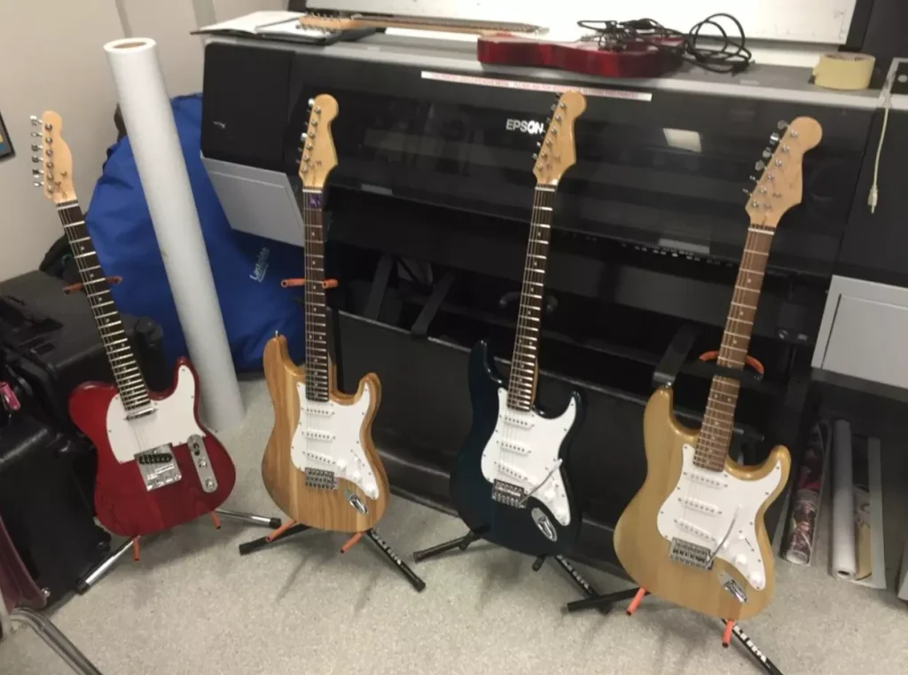 oskayak school guitars